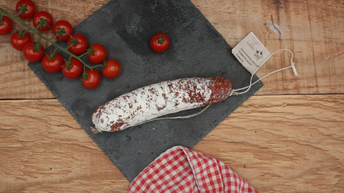 Saucisson pur porc - à la Tomate - 150gr - vue du haut