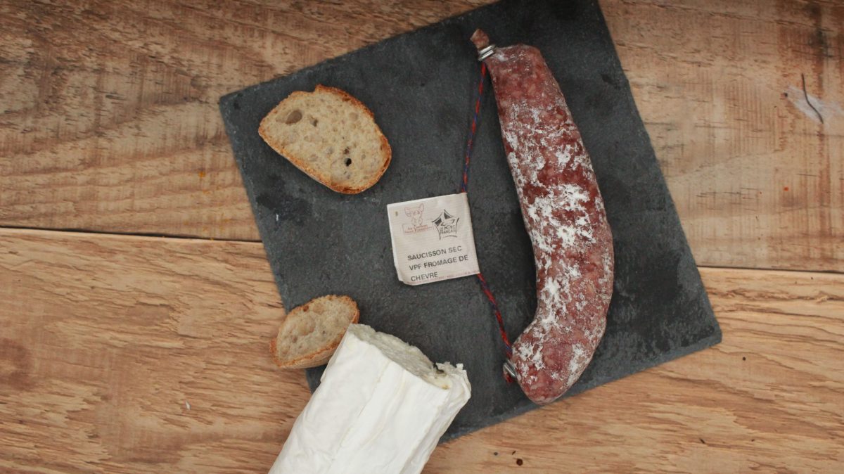 Saucisson pur porc - au Chèvre - 150gr - vue du haut