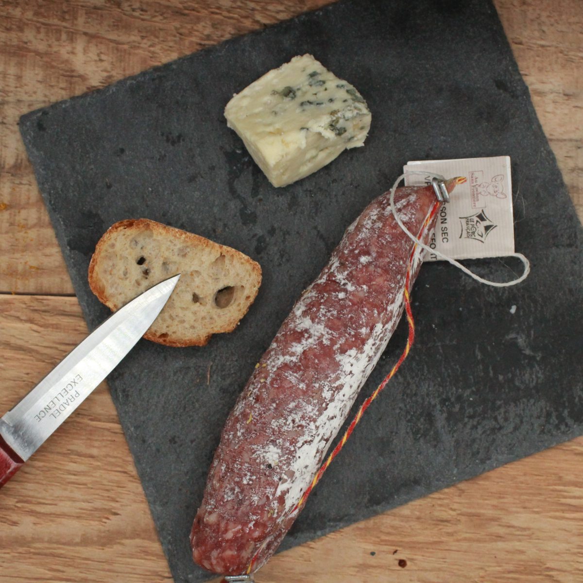 Saucisson pur porc - au Roquefort - 150gr - vue du haut