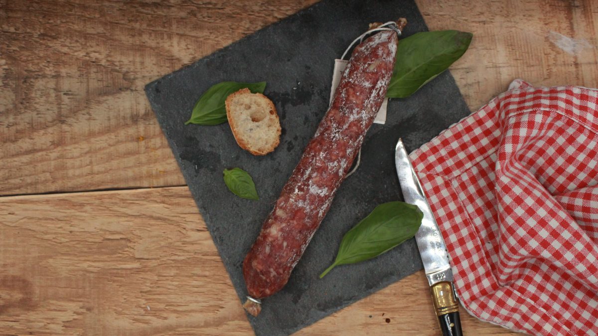 Saucisson pur porc - Basilic - 150gr - vue du haut