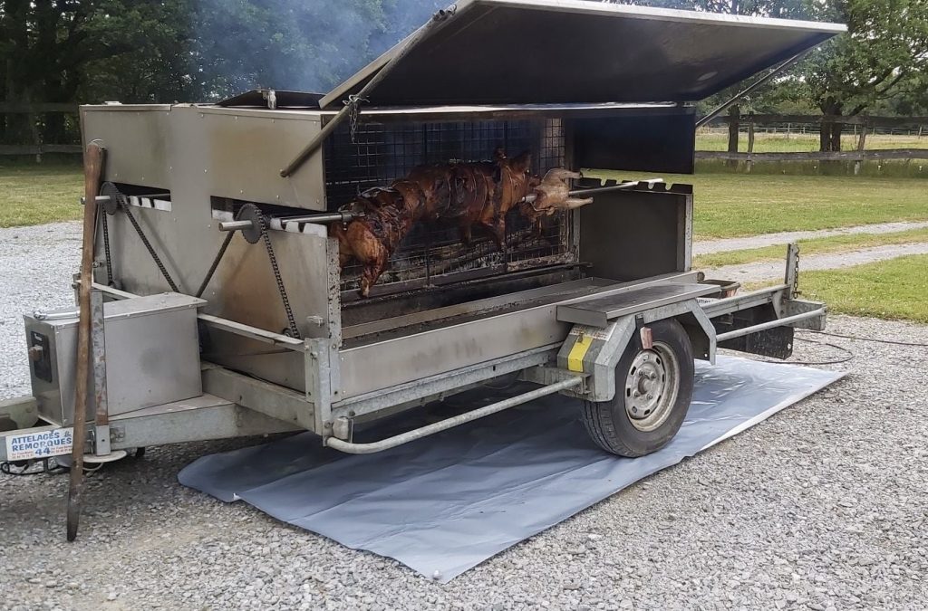 cochon à la broche - au cochon sans frontière